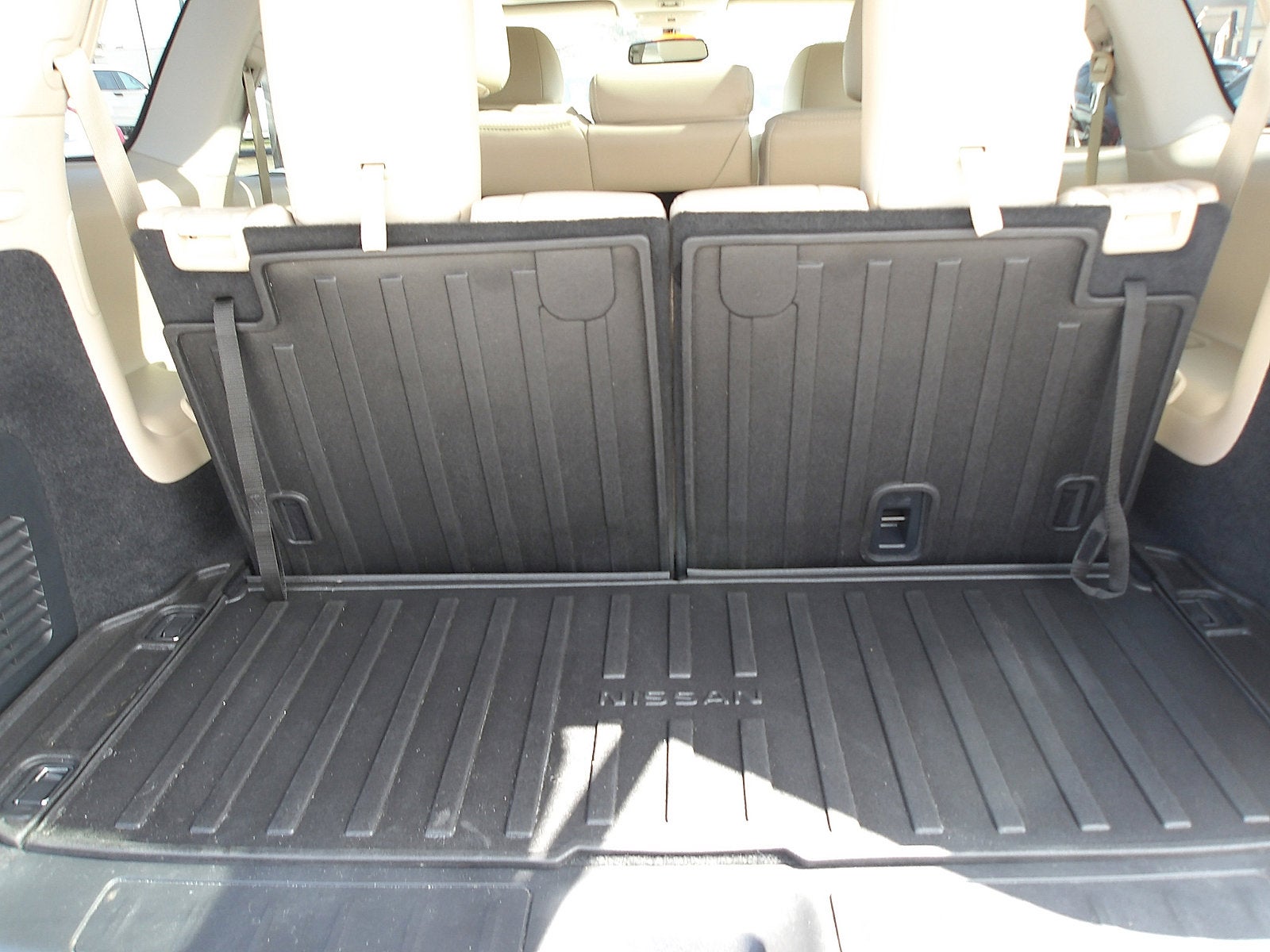 2020 Nissan Pathfinder Platinum