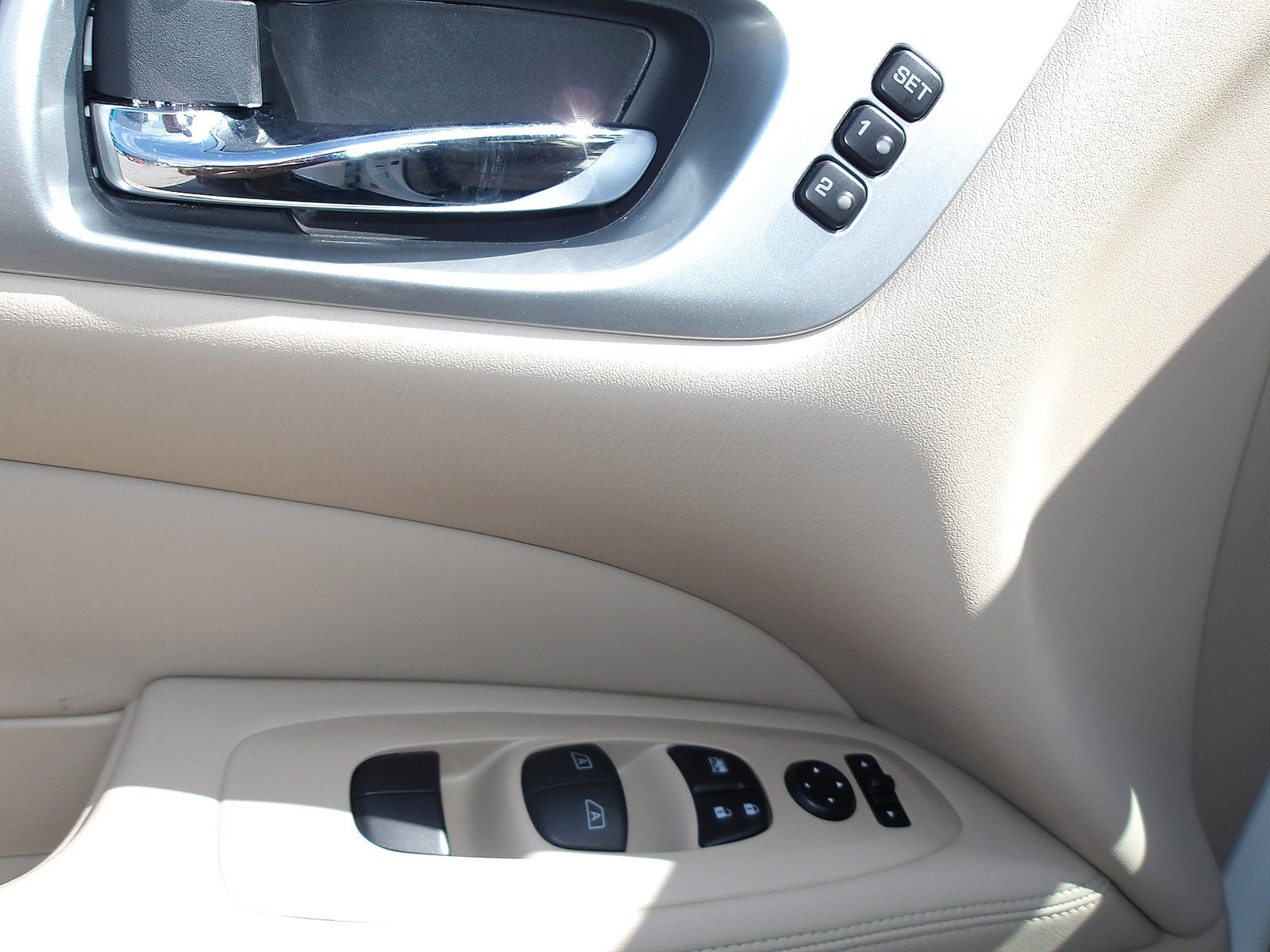 2020 Nissan Pathfinder Platinum