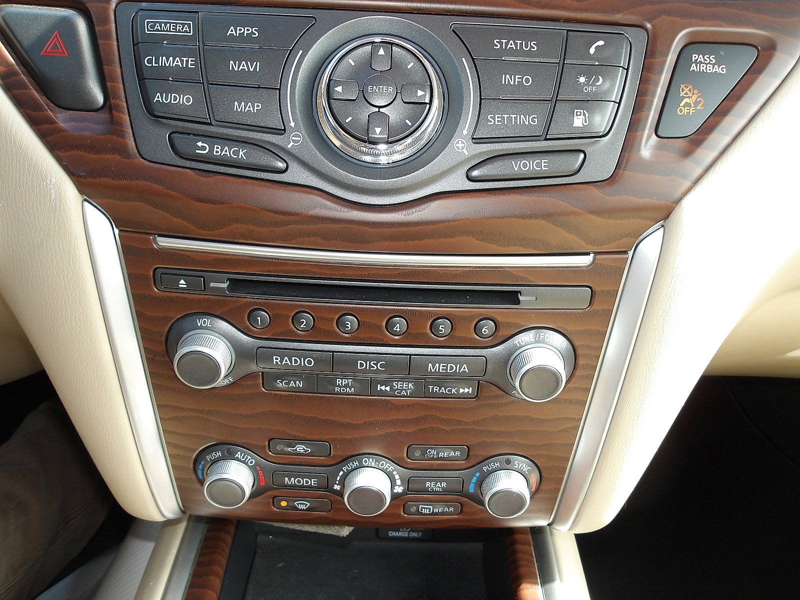 2020 Nissan Pathfinder Platinum