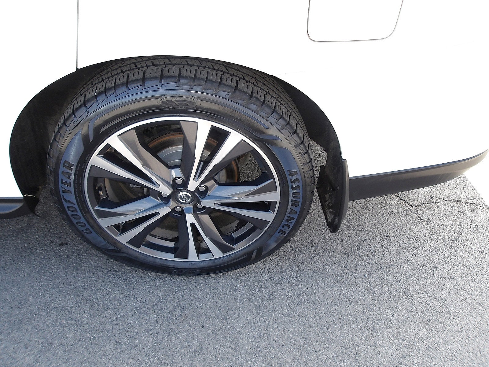 2020 Nissan Pathfinder Platinum