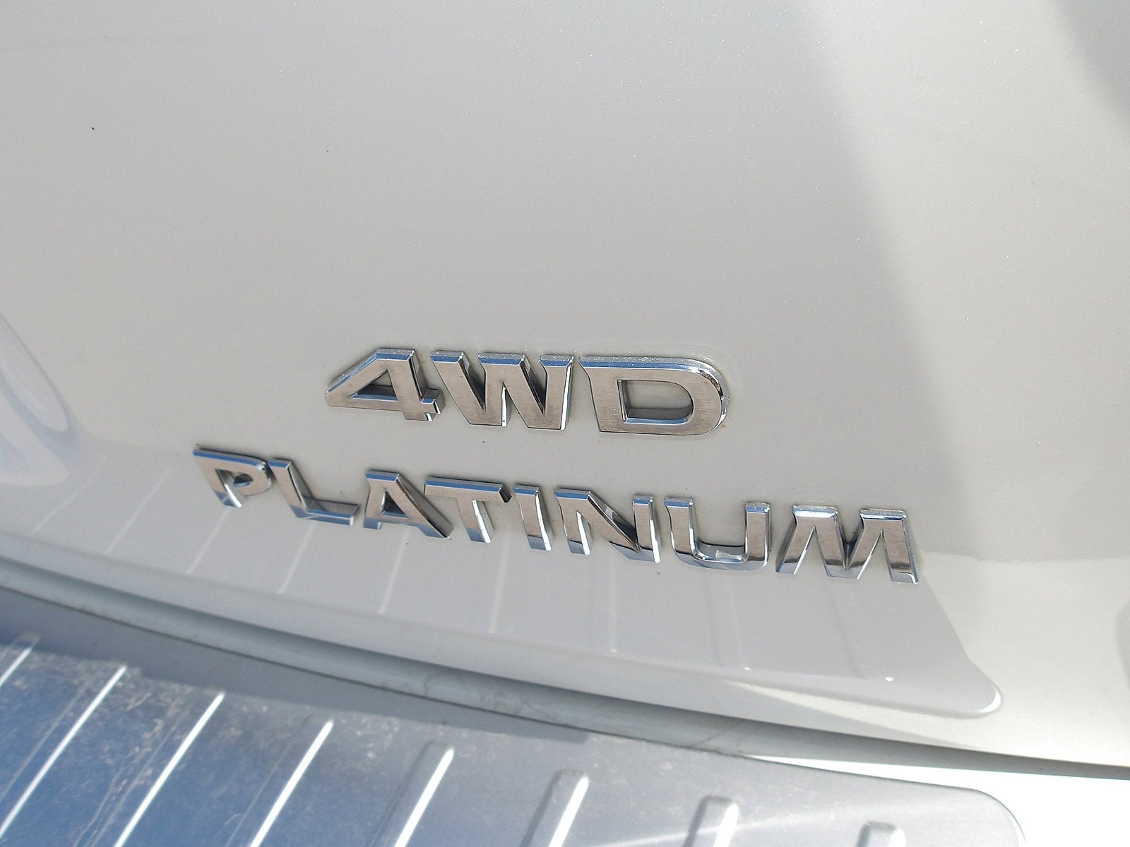 2020 Nissan Pathfinder Platinum