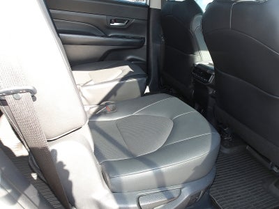 2024 Toyota Grand Highlander Base