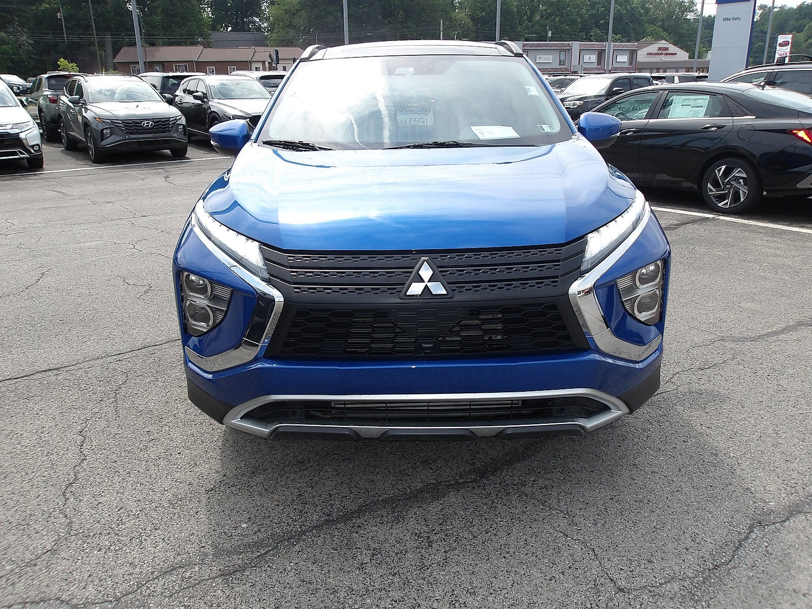 2022 Mitsubishi Eclipse Cross Base