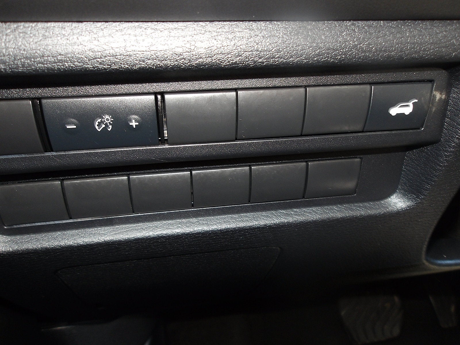 2023 Mitsubishi Outlander Base